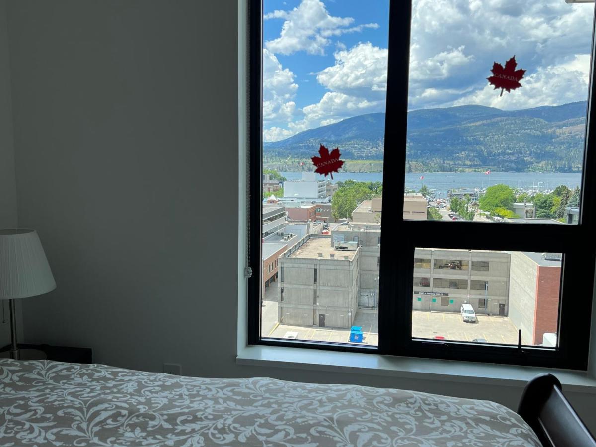 Amazing Brand New Lakeview Condo Downtown Κελόουνα  Εξωτερικό φωτογραφία